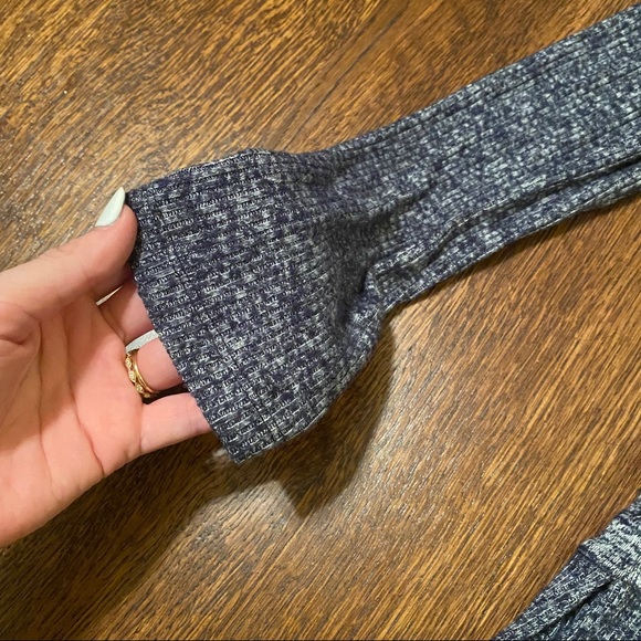 GAP Slouchy Turtleneck Pullover - Picture 4 of 6